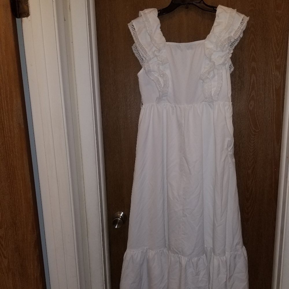 White Ruffled Sleeveless Dress